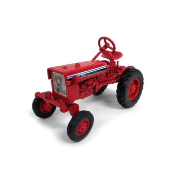 1/16 Farmall Cub # 7 red