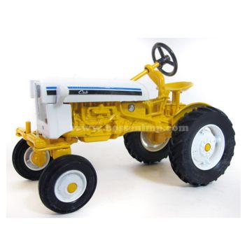 1/16 Farmall yellow Cub #5 Collector Edition