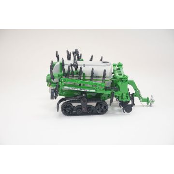 1/64 Unverferth NutriMax 2600 Applicator on track green